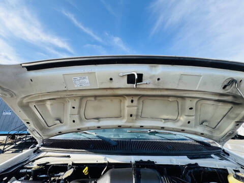 2014 Ford E-Series E-150 XLT