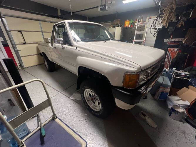1987 Toyota Deluxe