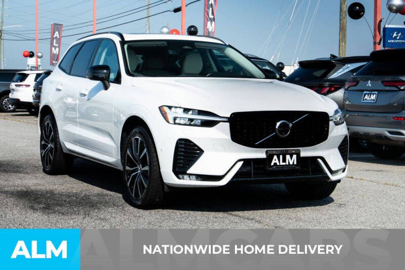 2024 Volvo XC60 B5 Plus Dark Theme