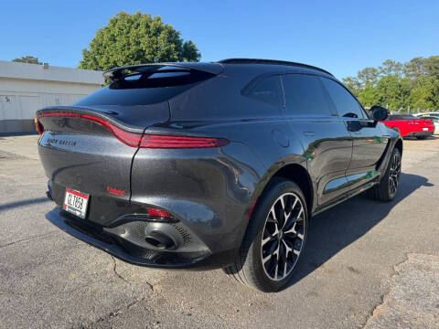 2021 Aston Martin DBX