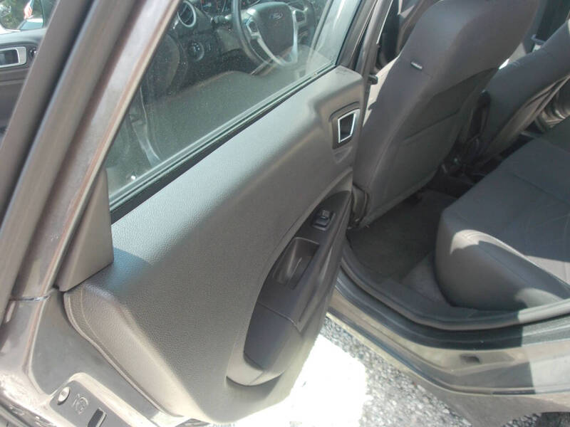 2016 Ford Fiesta SE