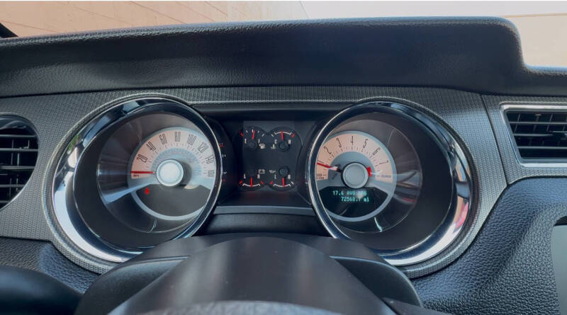 2011 Ford Mustang GT Premium