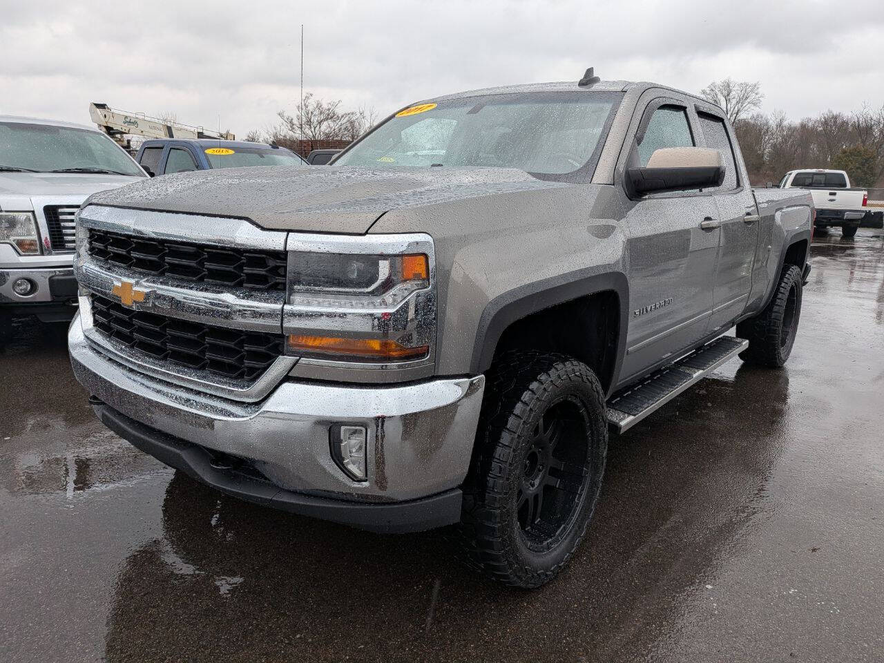 2017 Chevrolet Silverado 1500 LT Z71 4x4 4dr Double Cab 6.5 ft. SB's photo