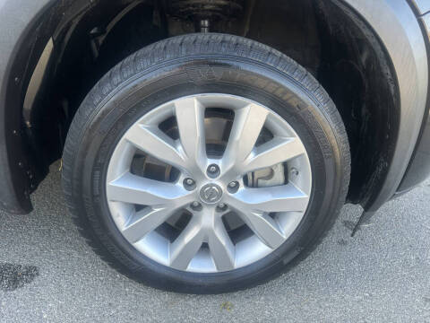 2022 Nissan Pathfinder S