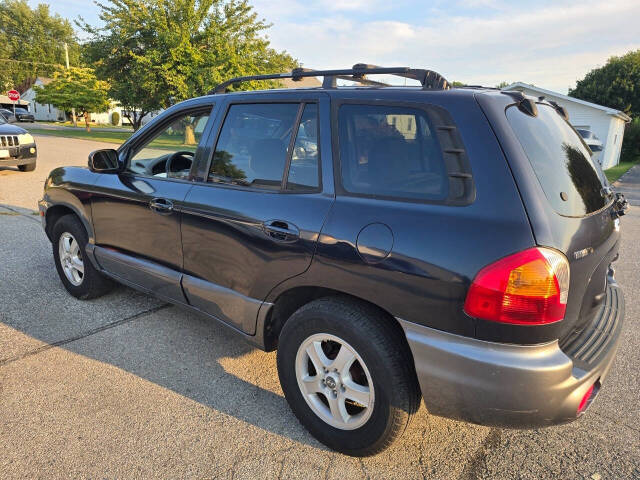 2004 Hyundai SANTA FE for sale at QUEENSGATE AUTO SALES in York, PA