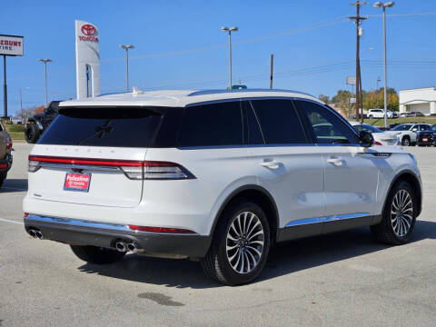 2022 Lincoln Aviator Standard