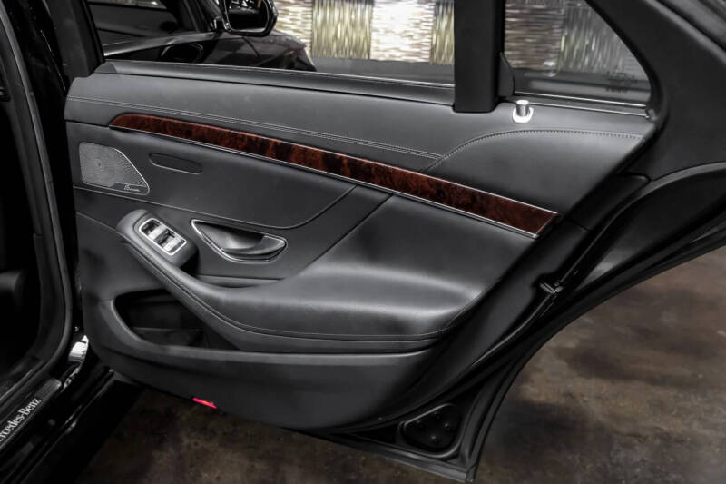 2014 Mercedes-Benz S-Class S 550