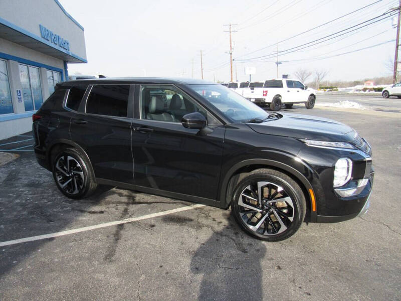2022 Mitsubishi Outlander SE Launch Edition