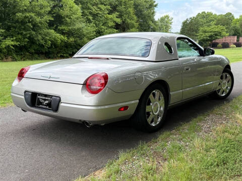 2005 Ford Thunderbird Deluxe