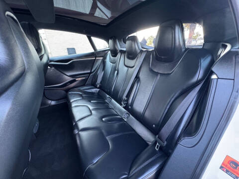 2016 Tesla Model S 75D