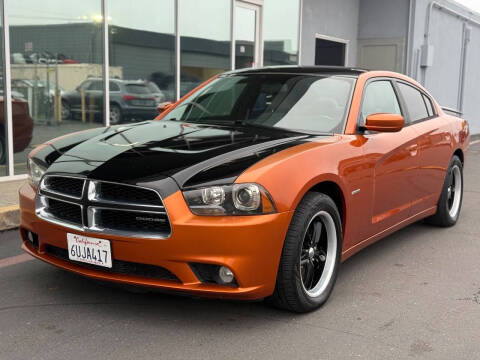 2011 Dodge Charger for sale at CARLAND AUTO SALES in Sacramento CA