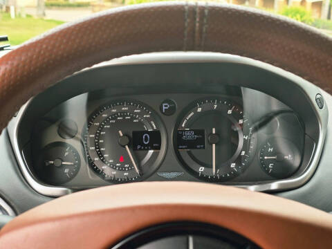 2014 Aston Martin Vanquish