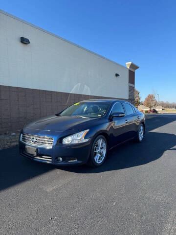 2010 Nissan Maxima for sale at Hurricane Auto Sales II in Lake Ozark MO