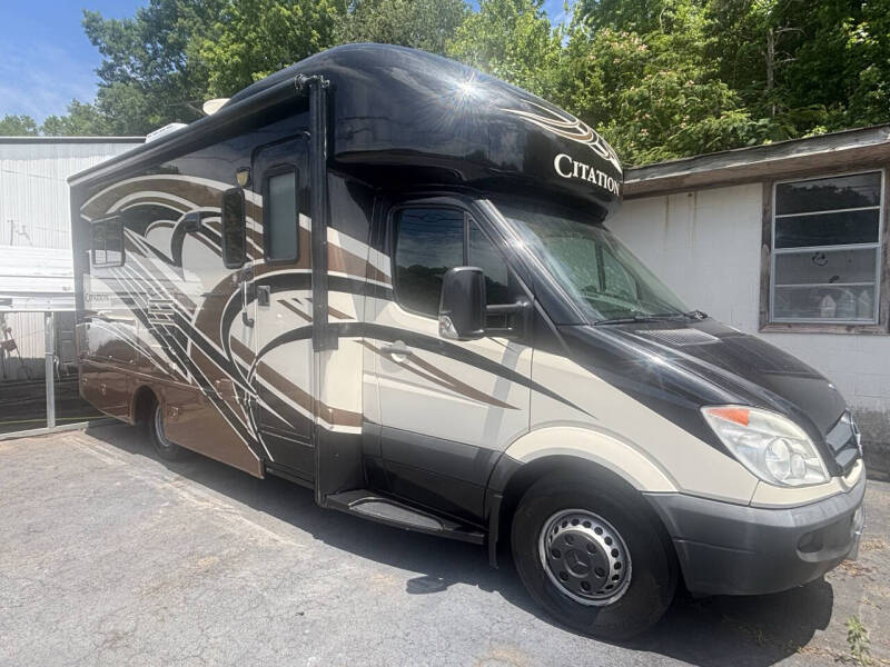 2014 Thor Motor Coach Citation 24sa