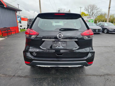 2017 Nissan Rogue S