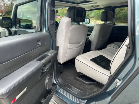 2005 HUMMER H2 Lux Series