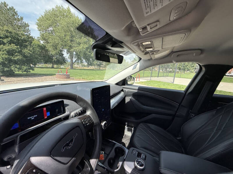 2021 Ford Mustang Mach-E Select