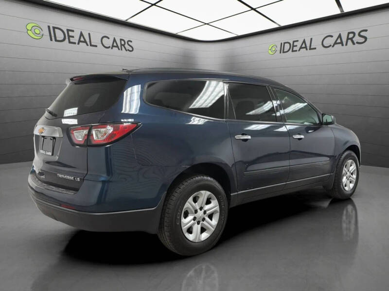 2015 Chevrolet Traverse LS