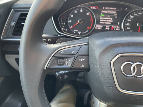 2019 Audi Q5 quattro Premium 45 TFSI