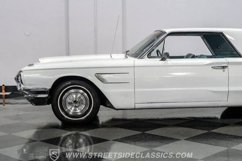 1965 Ford Thunderbird
