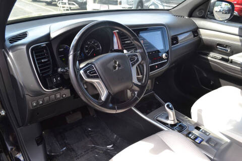 2022 Mitsubishi Outlander PHEV SEL