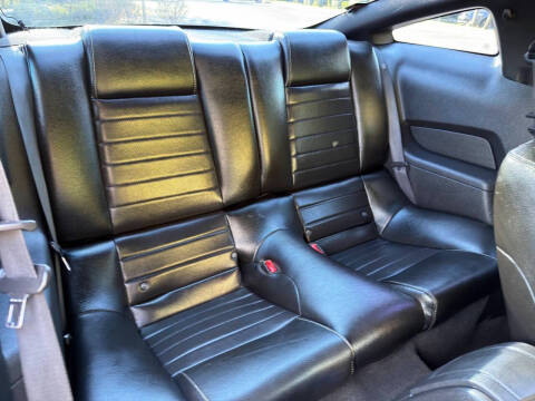 2010 Ford Mustang V6 Premium