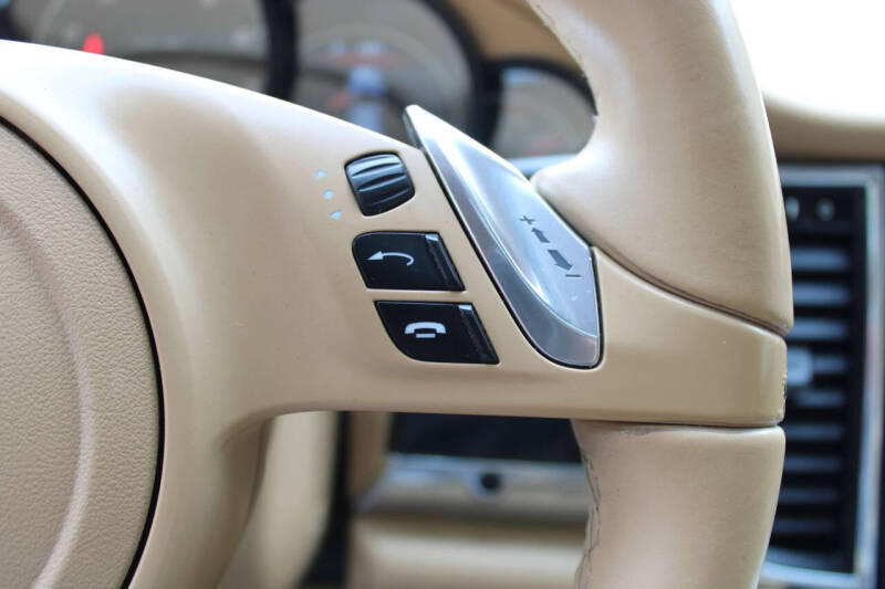 2012 Porsche Panamera