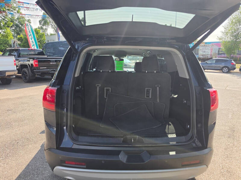 2017 GMC Acadia SLT-1