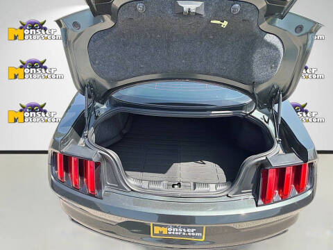 2015 Ford Mustang V6