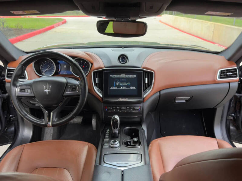 2017 Maserati Ghibli
