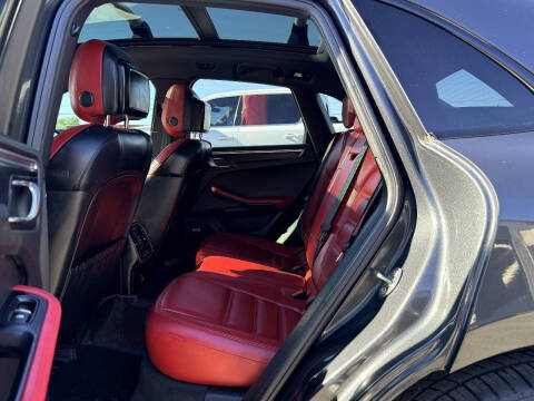 2018 Porsche Macan GTS