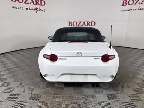 2016 Mazda MX-5 Miata Sport