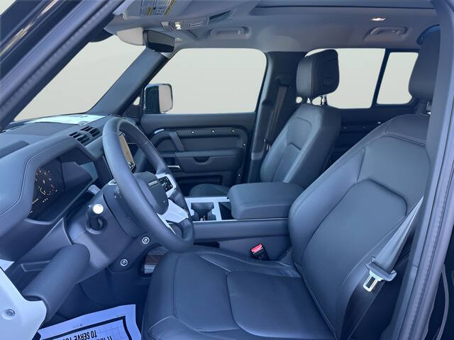 2025 Land Rover Defender 110 P500 X-Dynamic SE