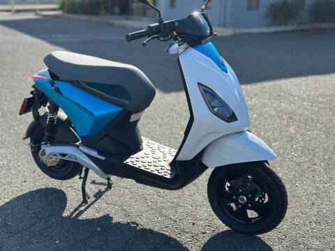 2022 Piaggio 1 Active