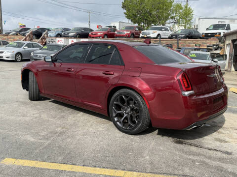 2019 Chrysler 300 S