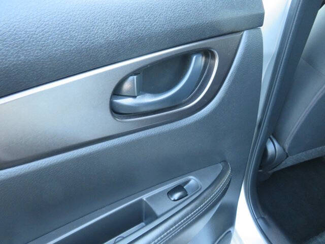 2022 Nissan Rogue Sport S