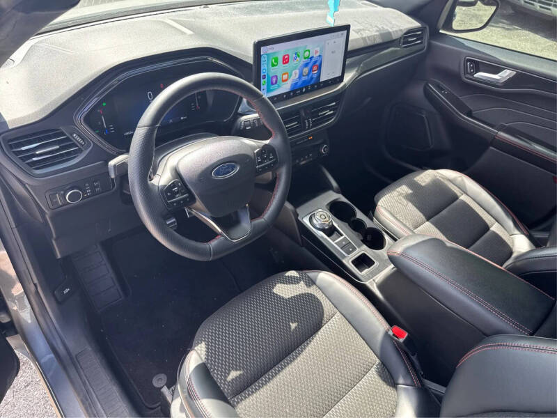 2024 Ford Escape ST-Line