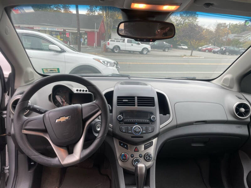 2012 Chevrolet Sonic LT
