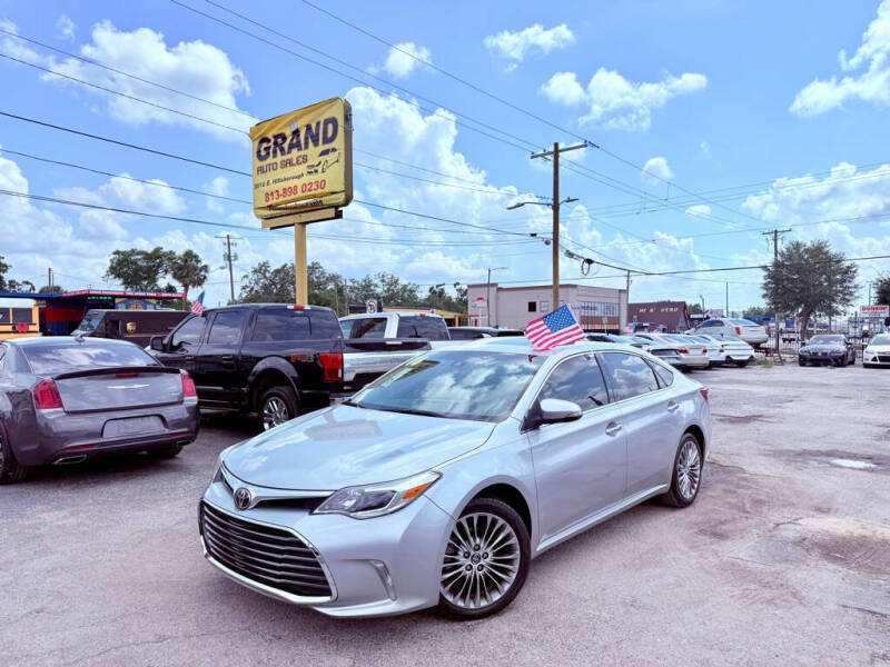 2016 Toyota Avalon Limited's photo
