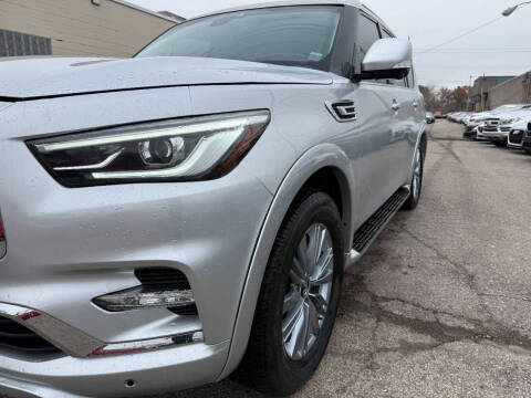 2019 Infiniti QX80 Luxe