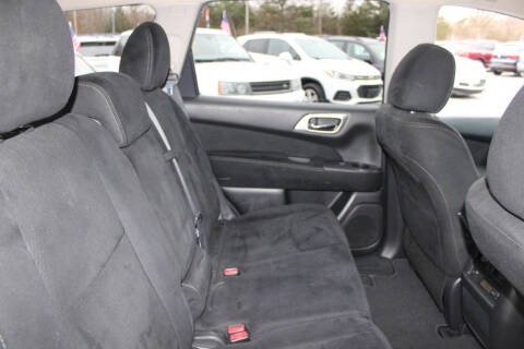 2015 Nissan Pathfinder SV