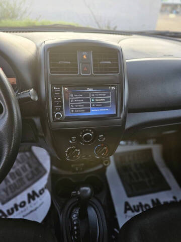 2018 Nissan Versa SV