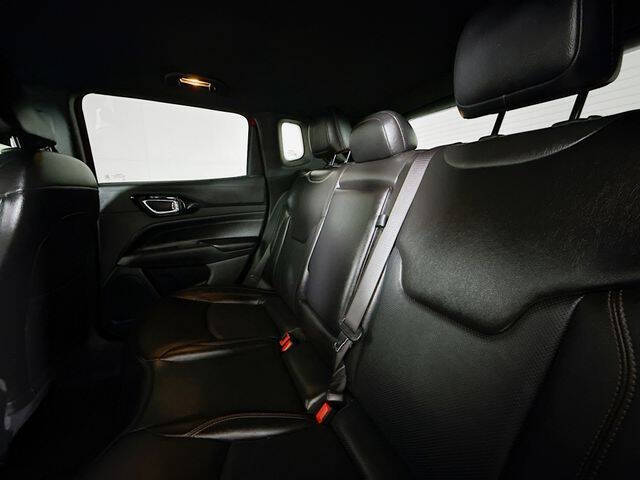 2022 Jeep Compass (Red) Edition