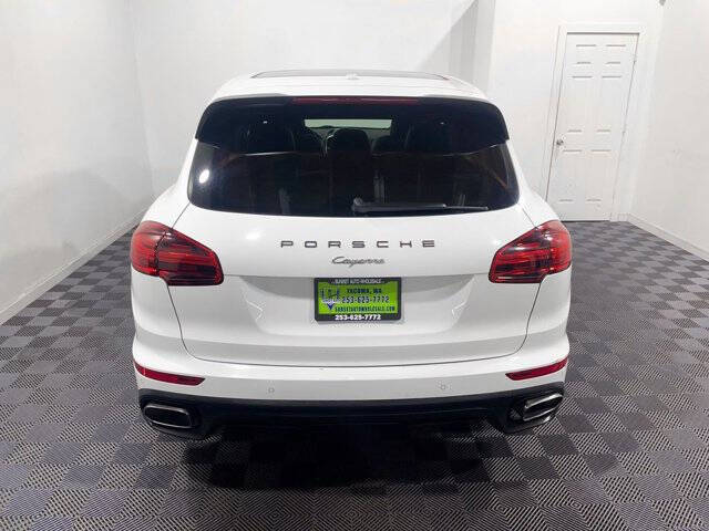2016 Porsche Cayenne