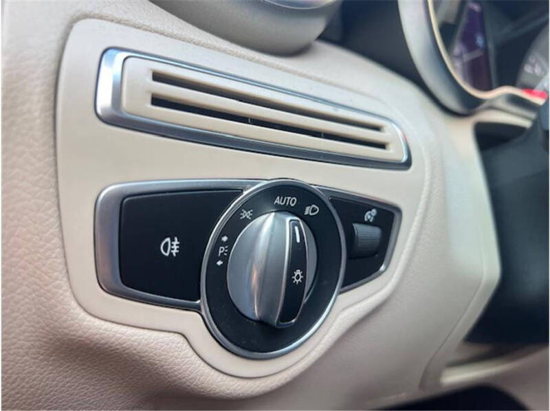 2020 Mercedes-Benz C-Class C 300