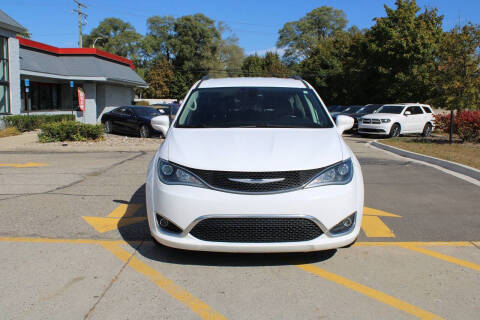 2018 Chrysler Pacifica Touring L Plus