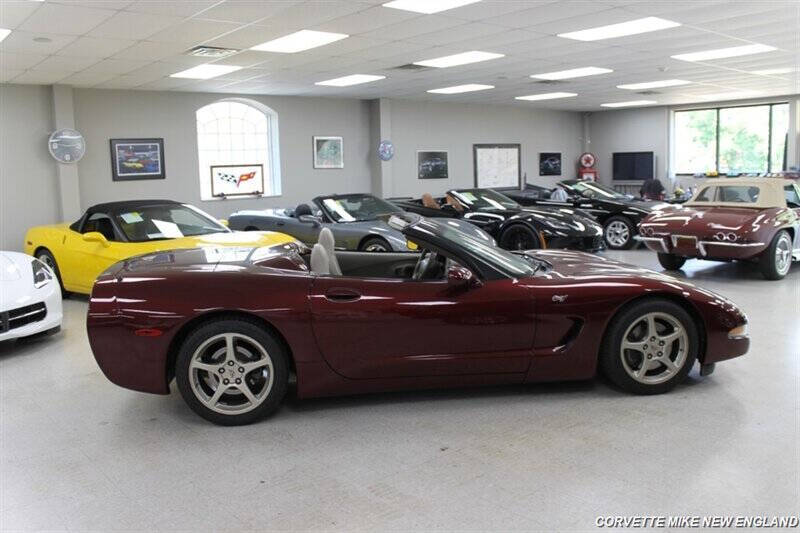 2003 Chevrolet Corvette 10