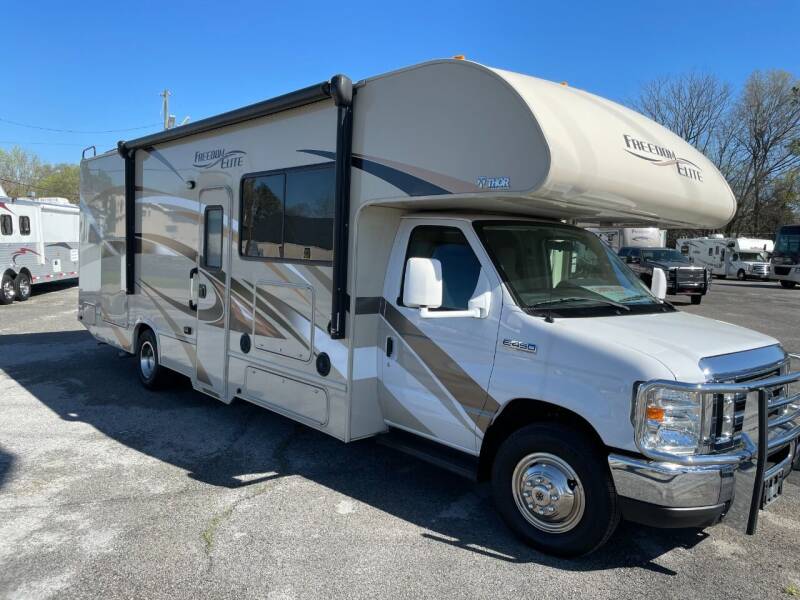 2017 Thor Industries Freedom Eite for sale at CHATTANOOGA CAMPER SALES in East Ridge TN