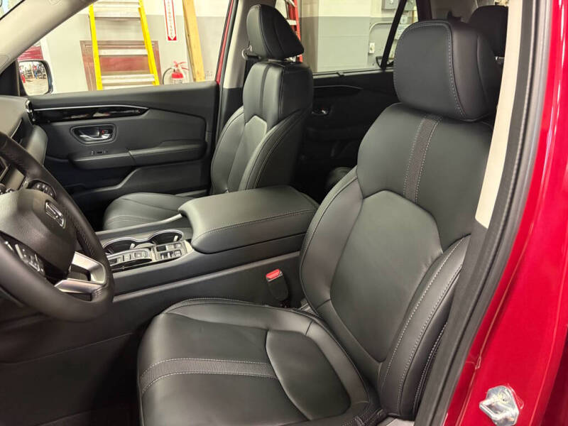 2025 Honda Pilot Touring