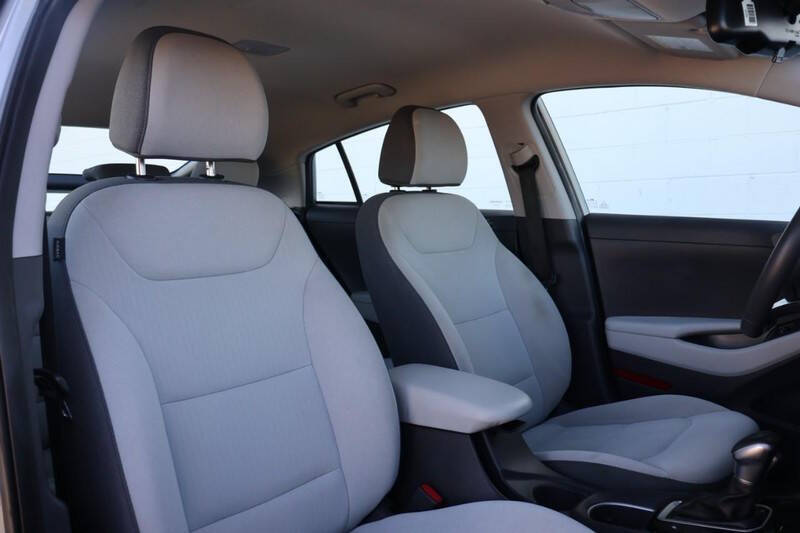 2021 Hyundai Ioniq Hybrid SE